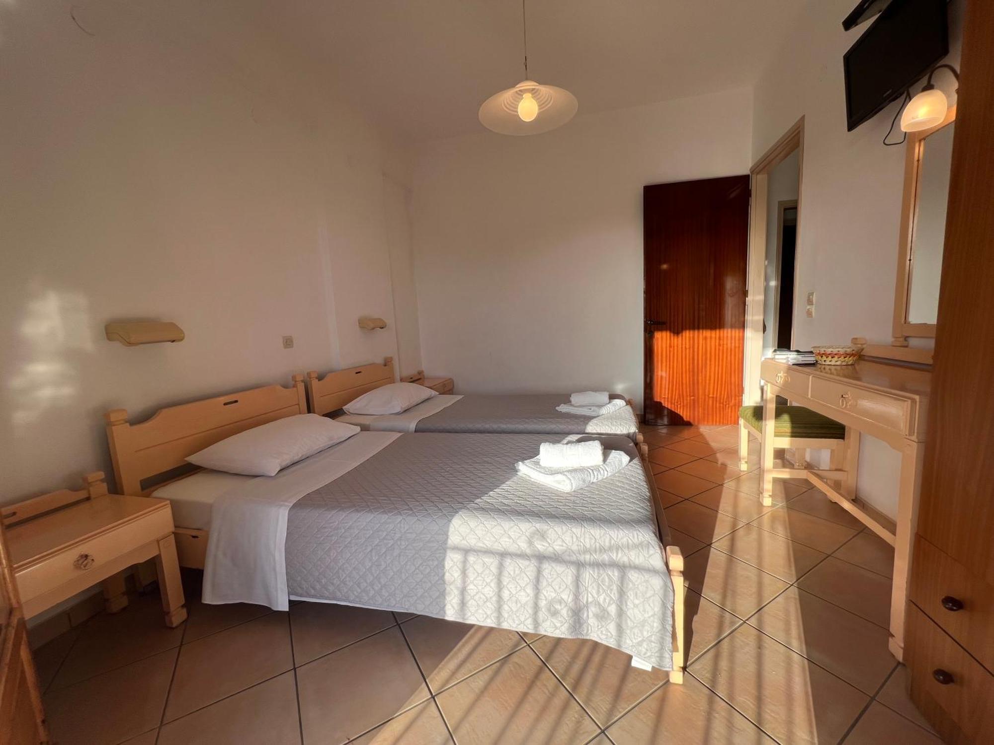 Villa Rebecca Agios Gordios  Bagian luar foto