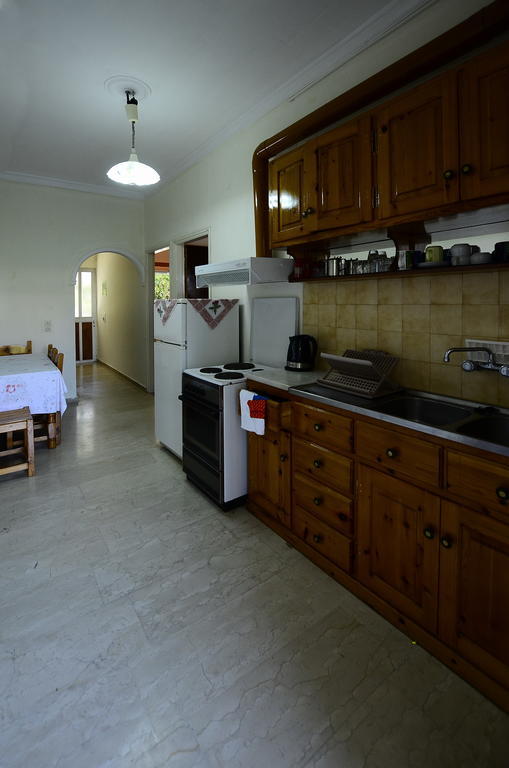 Villa Rebecca Agios Gordios  Bagian luar foto